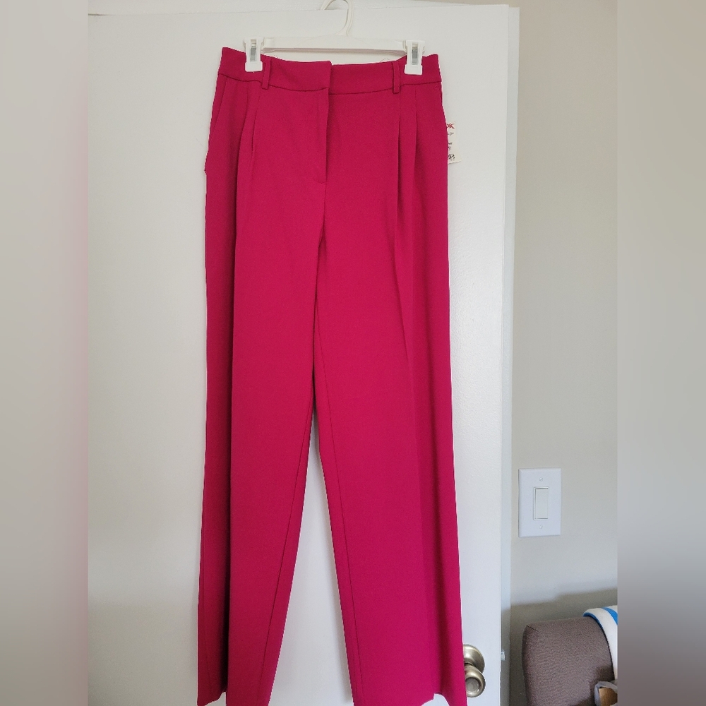 🎀NWT Fuchsia Tailored Pants🎀